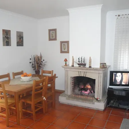 Pedra Do Ouro Beach Apartment *